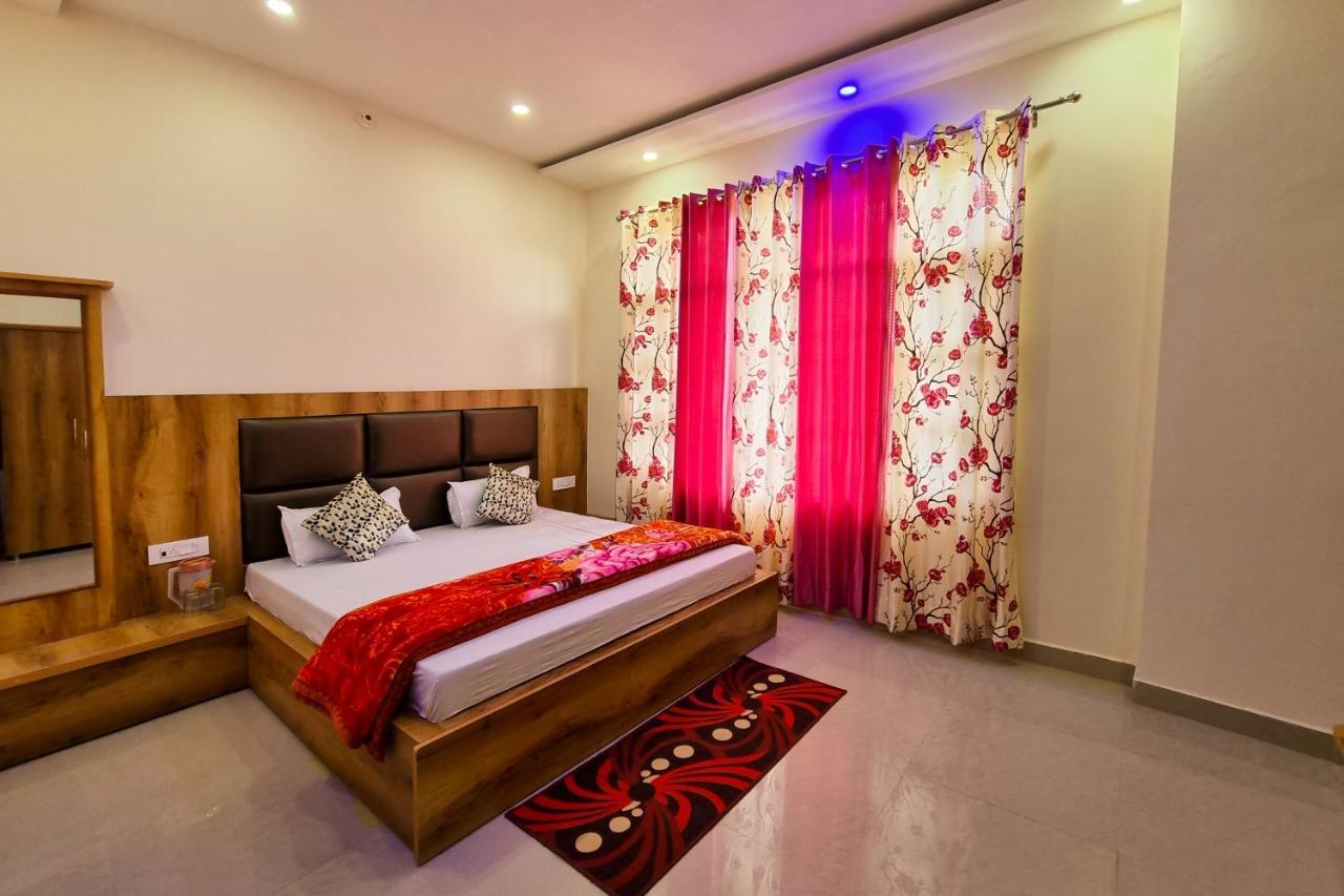 Mohan Home Stay Dalhousie Ngoại thất bức ảnh