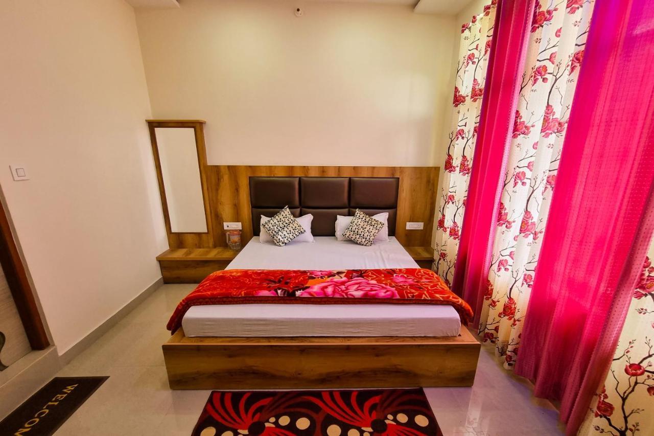 Mohan Home Stay Dalhousie Ngoại thất bức ảnh